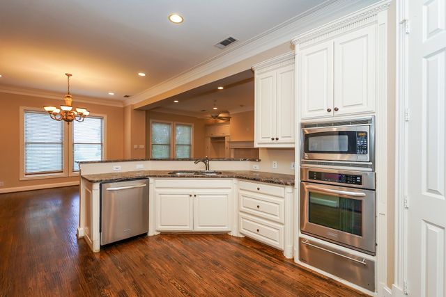 11351 Hilltop Road 204, Argyle, TX 76226