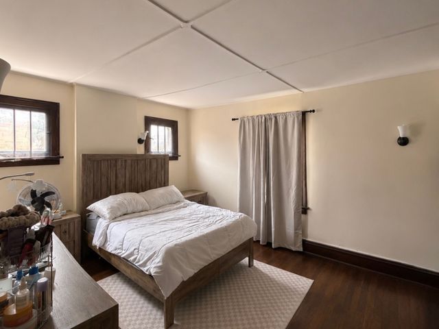 25 Keller Avenue S, Waukegan, IL 60085
