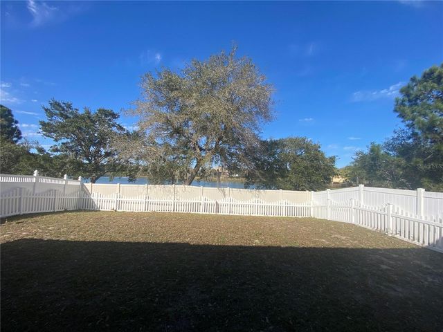 1681 STRATHMORE CIRCLE, Mount Dora, FL 32757