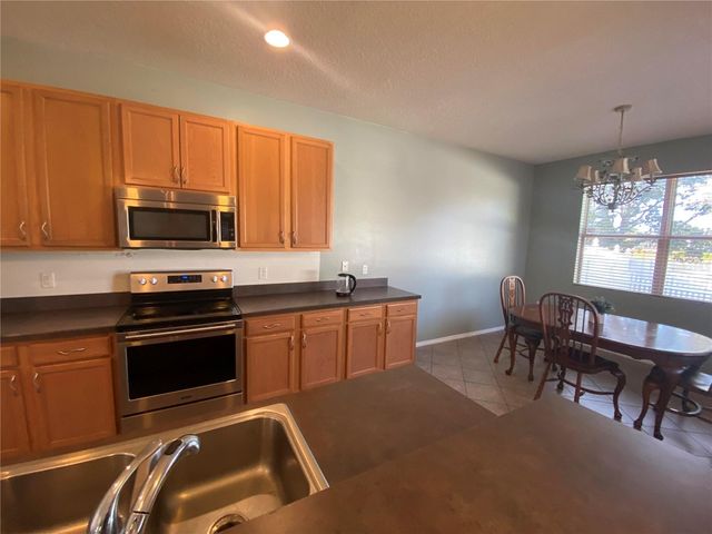 1681 STRATHMORE CIRCLE, Mount Dora, FL 32757