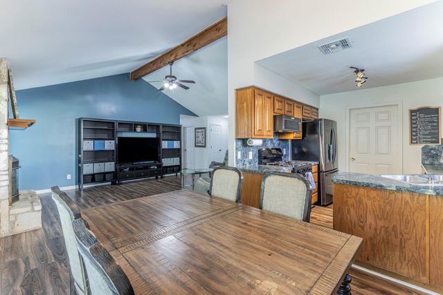 2402 Susan LN, Leander, TX 78641