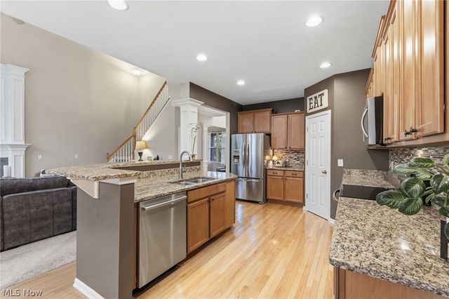 34453 Braemore Drive, North Ridgeville, OH 44039