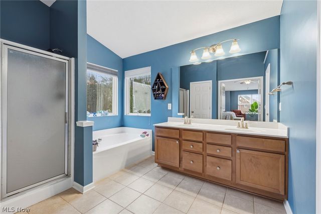 34453 Braemore Drive, North Ridgeville, OH 44039