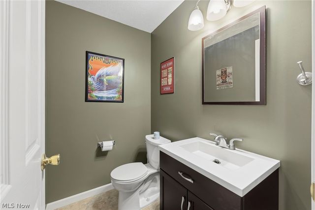 34453 Braemore Drive, North Ridgeville, OH 44039