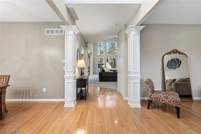 34453 Braemore Drive, North Ridgeville, OH 44039