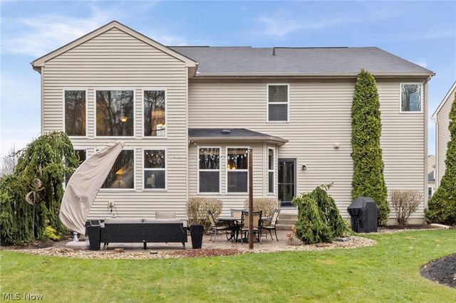 34453 Braemore Drive, North Ridgeville, OH 44039