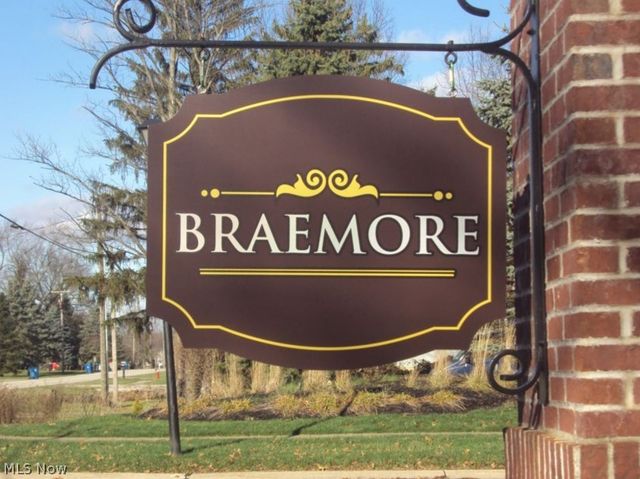 34453 Braemore Drive, North Ridgeville, OH 44039
