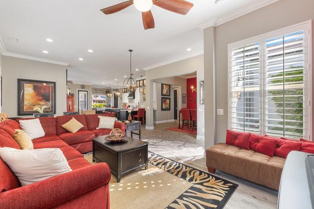 4 Lake Como Court, Rancho Mirage, CA 92270