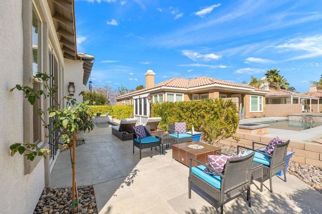 4 Lake Como Court, Rancho Mirage, CA 92270