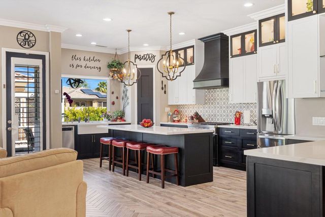 4 Lake Como Court, Rancho Mirage, CA 92270
