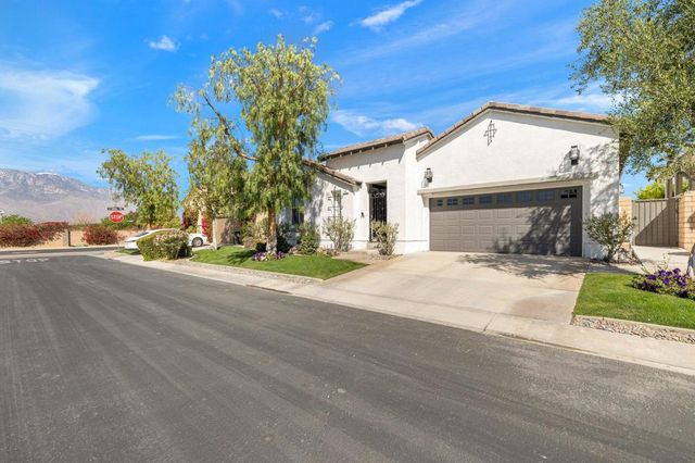 4 Lake Como Court, Rancho Mirage, CA 92270