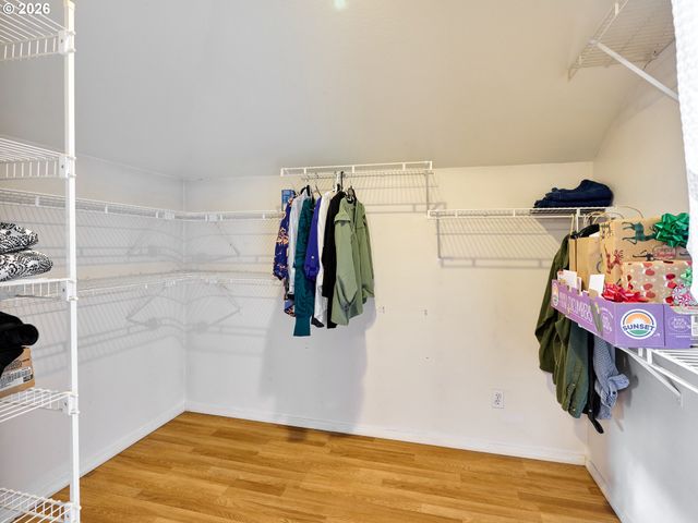 23860 S BEAVERCREEK Rd, Beavercreek, OR 97004