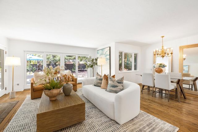 972 Echo Drive, Los Altos, CA 94024