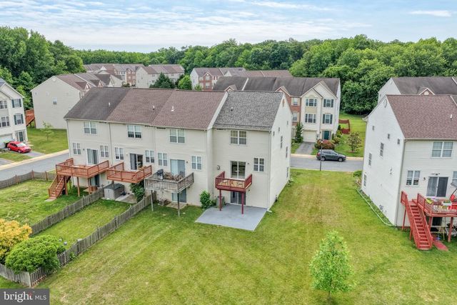 8 DOLMEN LN, Bear, DE 19701