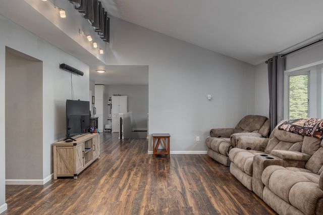 3283 LINEMAN AVENUE, North Pole, AK 99705
