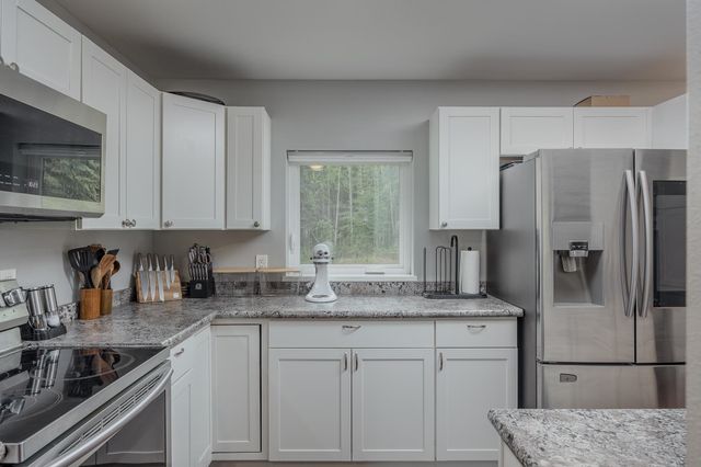 3283 LINEMAN AVENUE, North Pole, AK 99705