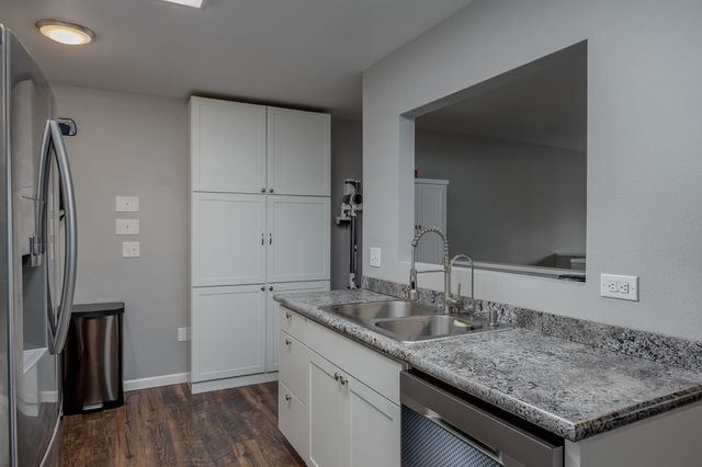 3283 LINEMAN AVENUE, North Pole, AK 99705