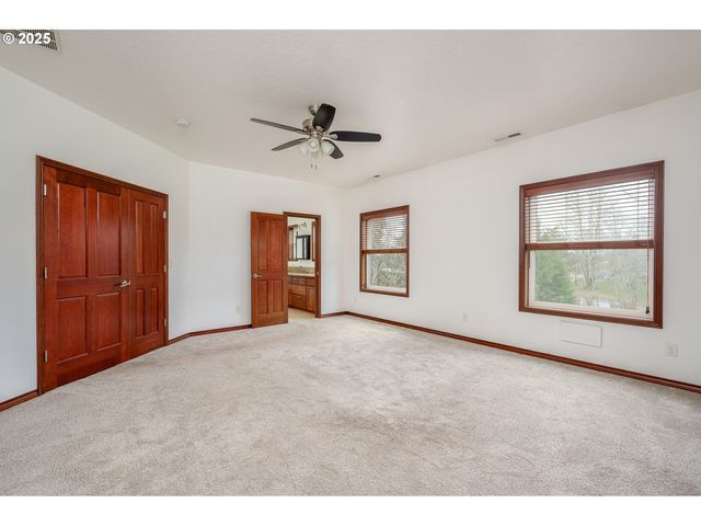 23072 Sw MANSFIELD St, Sherwood, OR 97140