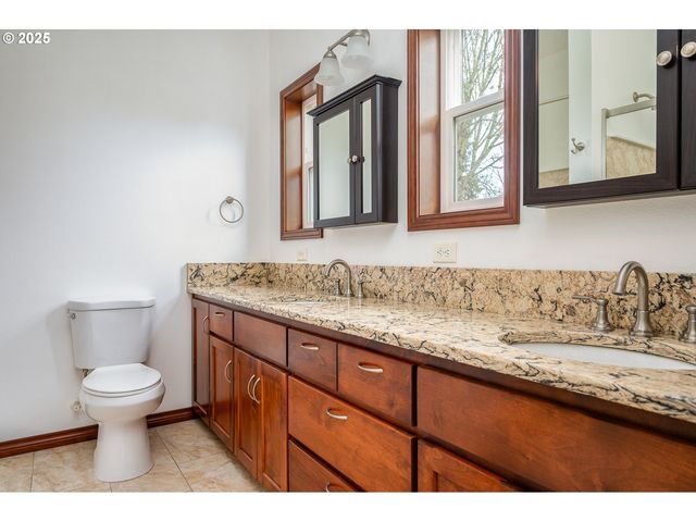 23072 Sw MANSFIELD St, Sherwood, OR 97140