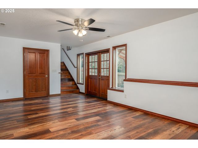 23072 Sw MANSFIELD St, Sherwood, OR 97140