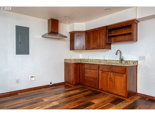 23072 Sw MANSFIELD St, Sherwood, OR 97140