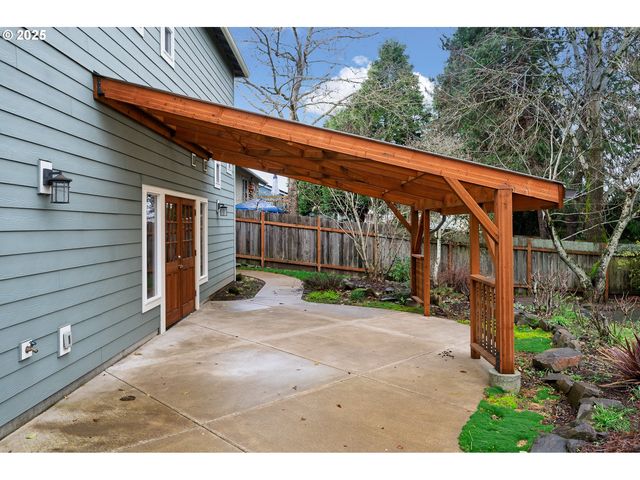 23072 Sw MANSFIELD St, Sherwood, OR 97140