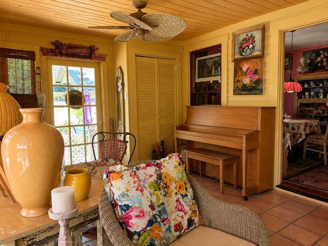 1404 ROSSLYN DRIVE, Palmetto, FL 34221