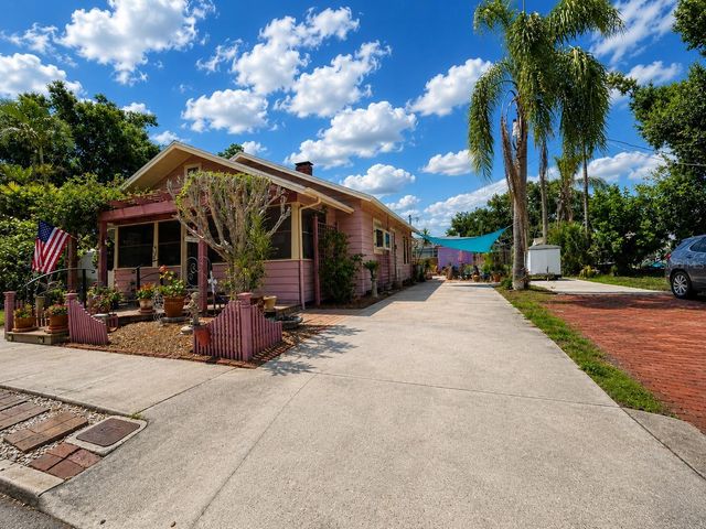 1404 ROSSLYN DRIVE, Palmetto, FL 34221