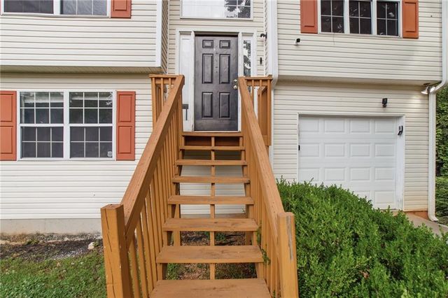 5855 Crescent Ridge Court, Lithonia, GA 30058