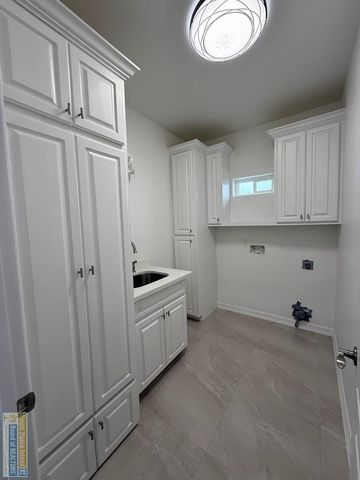 139 Heron Dr., Los Fresnos, TX 78566