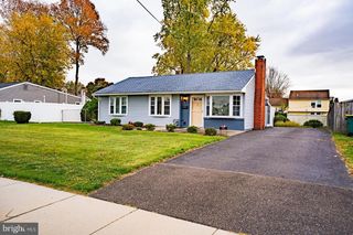 209 ALDEN, Morrisville, PA 19067