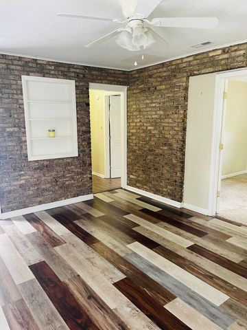 3280 Starlett Avenue, North Charleston, SC 29420