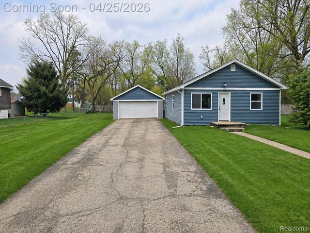 3315 Brookfield Avenue, Kalamazoo Charter Township, MI 49048