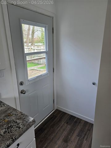 3315 Brookfield Avenue, Kalamazoo Charter Township, MI 49048