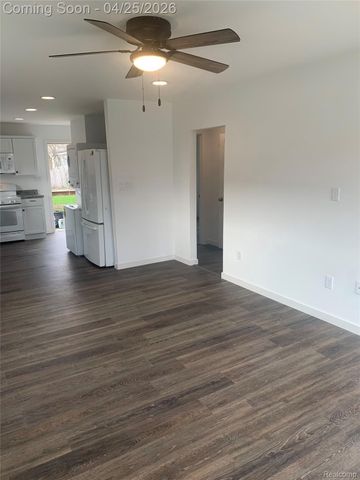 3315 Brookfield Avenue, Kalamazoo Charter Township, MI 49048