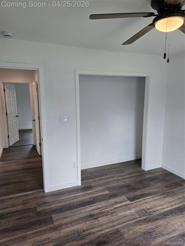 3315 Brookfield Avenue, Kalamazoo Charter Township, MI 49048