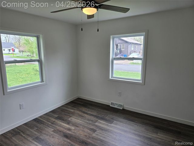 3315 Brookfield Avenue, Kalamazoo Charter Township, MI 49048