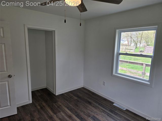 3315 Brookfield Avenue, Kalamazoo Charter Township, MI 49048