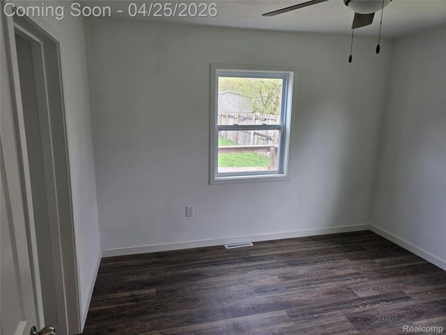 3315 Brookfield Avenue, Kalamazoo Charter Township, MI 49048