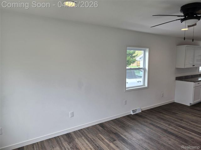 3315 Brookfield Avenue, Kalamazoo Charter Township, MI 49048