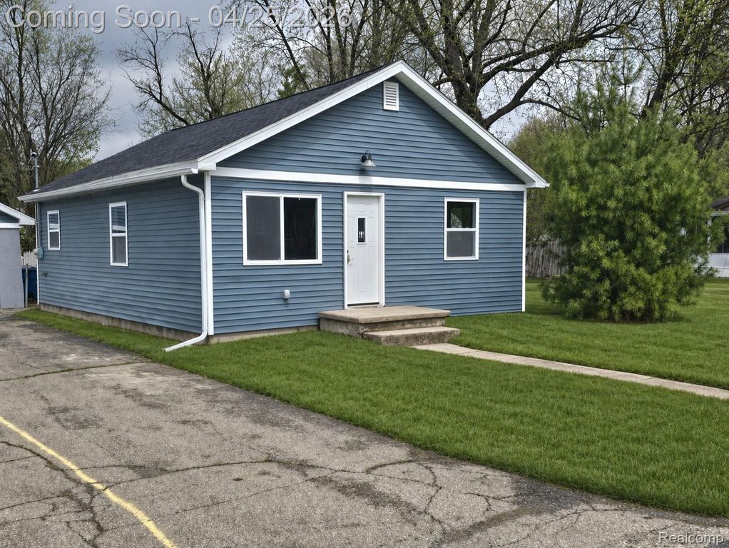 3315 Brookfield Avenue, Kalamazoo Charter Township, MI 49048