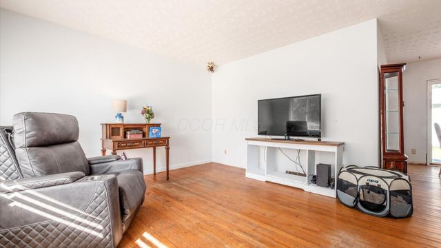 20 Worth Drive, Hebron, OH 43025