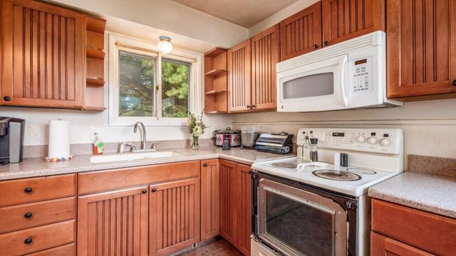 20 Worth Drive, Hebron, OH 43025