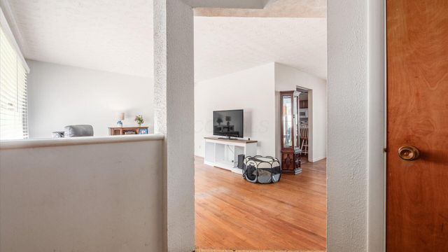 20 Worth Drive, Hebron, OH 43025