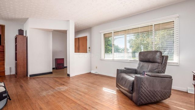 20 Worth Drive, Hebron, OH 43025