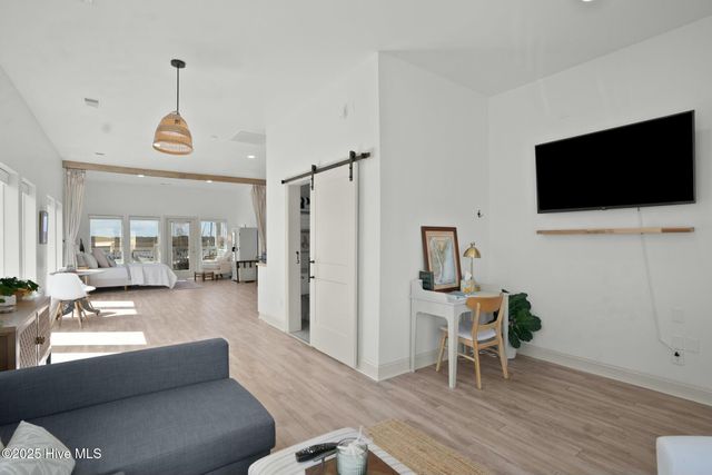 5001 Oquinn Boulevard SE Ste F, Southport, NC 28461