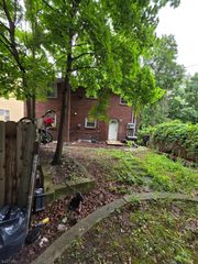 24 Chelsea Ave, East Orange City, NJ 07018
