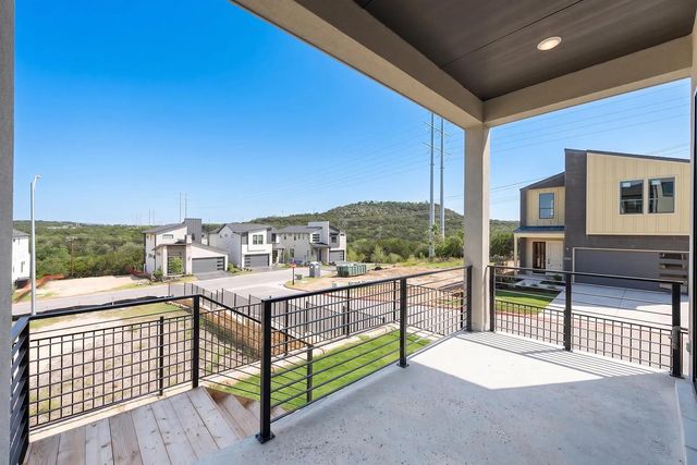 112 Pennybacker LN, Lakeway, TX 78738