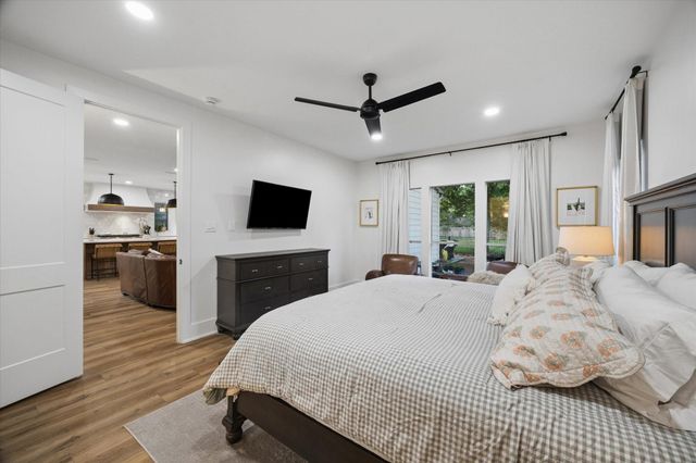 14 Starviolet Street, The Woodlands, TX 77380