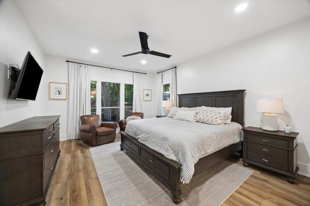 14 Starviolet Street, The Woodlands, TX 77380